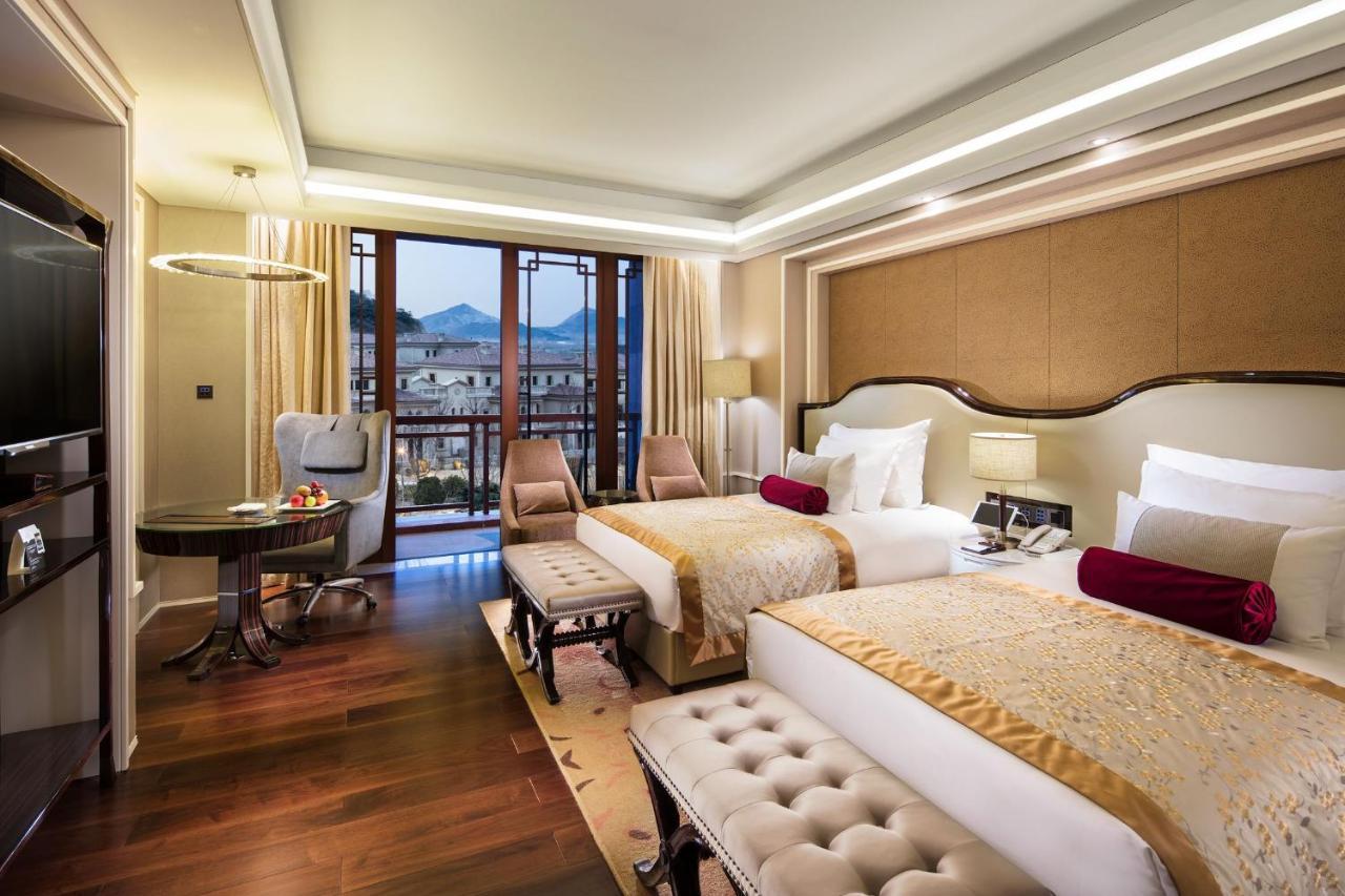 Grand Bay Hotel Beijing Jinpoluo Exterior foto